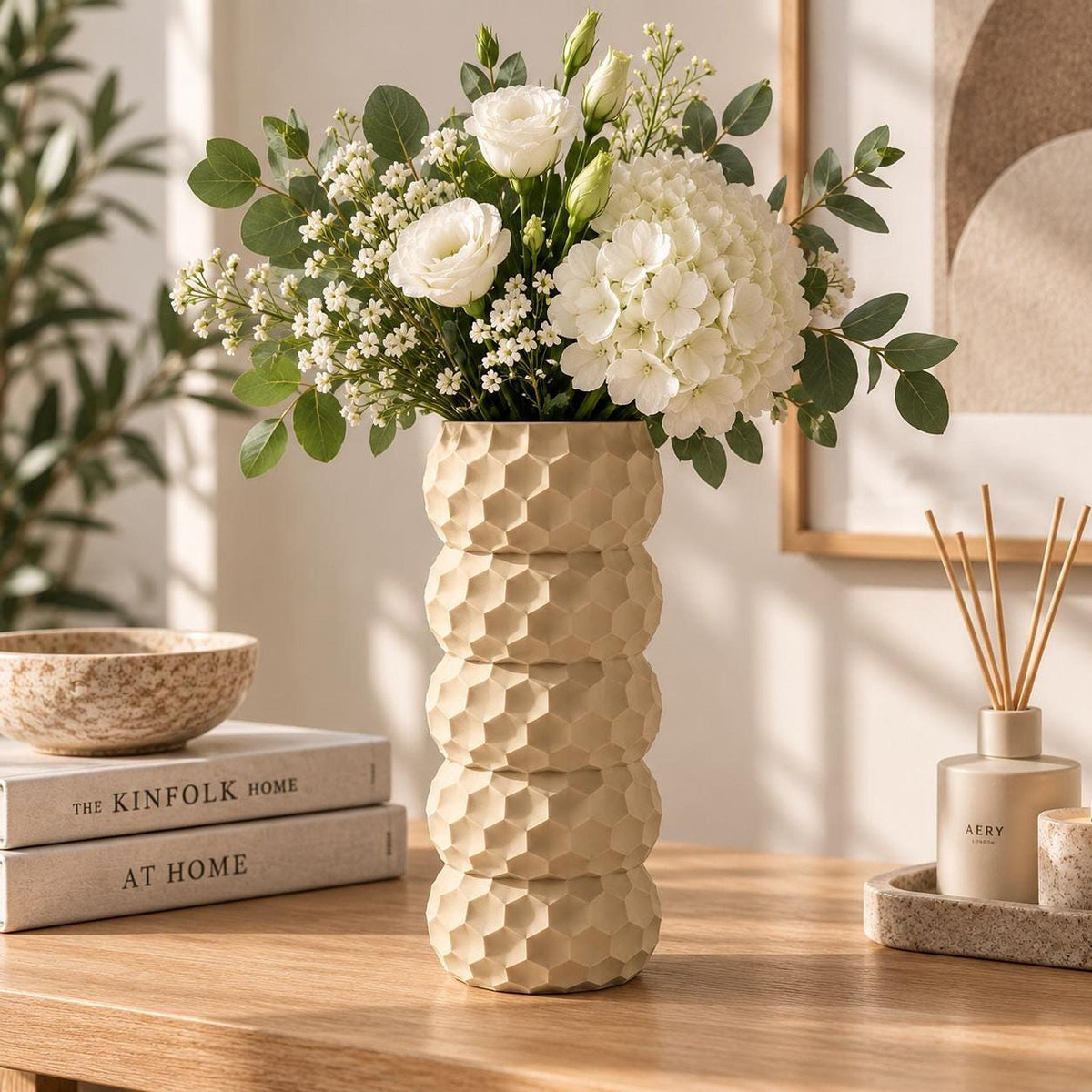OKOS Sculptural Vase
